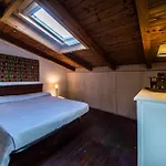 Casa Strelizie Feriehus