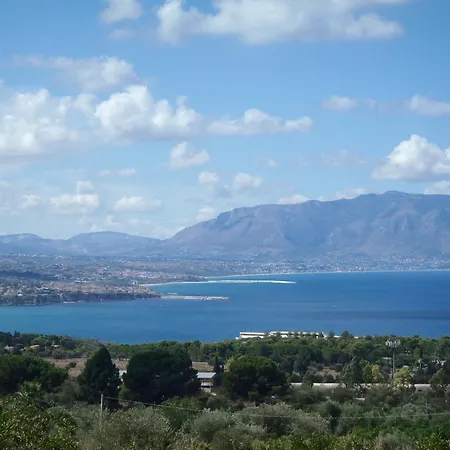 Holiday home Casa Strelizie Terrasini